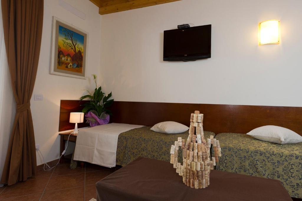 Locanda Ristorante Al Cardellino Bardolino Habitación foto