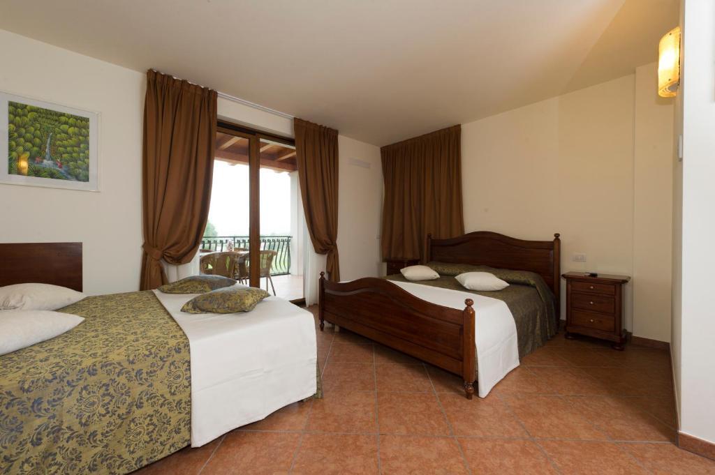 Locanda Ristorante Al Cardellino Bardolino Habitación foto